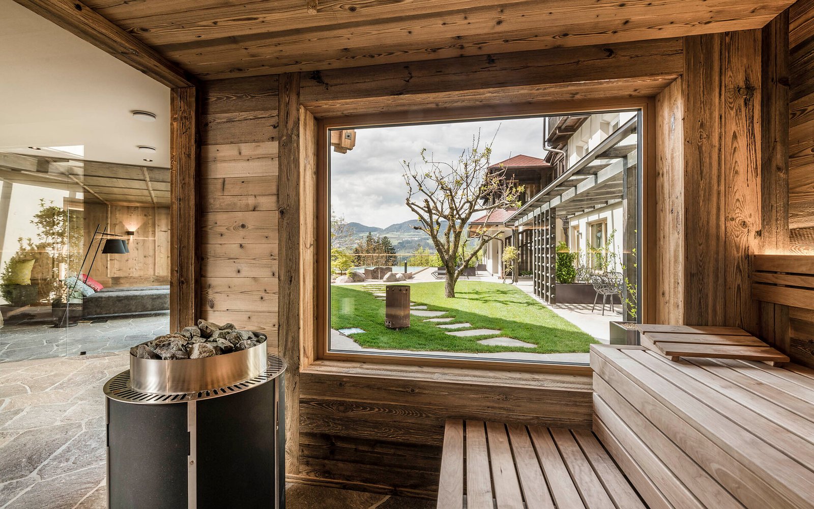 Presulis Slow Hideaway