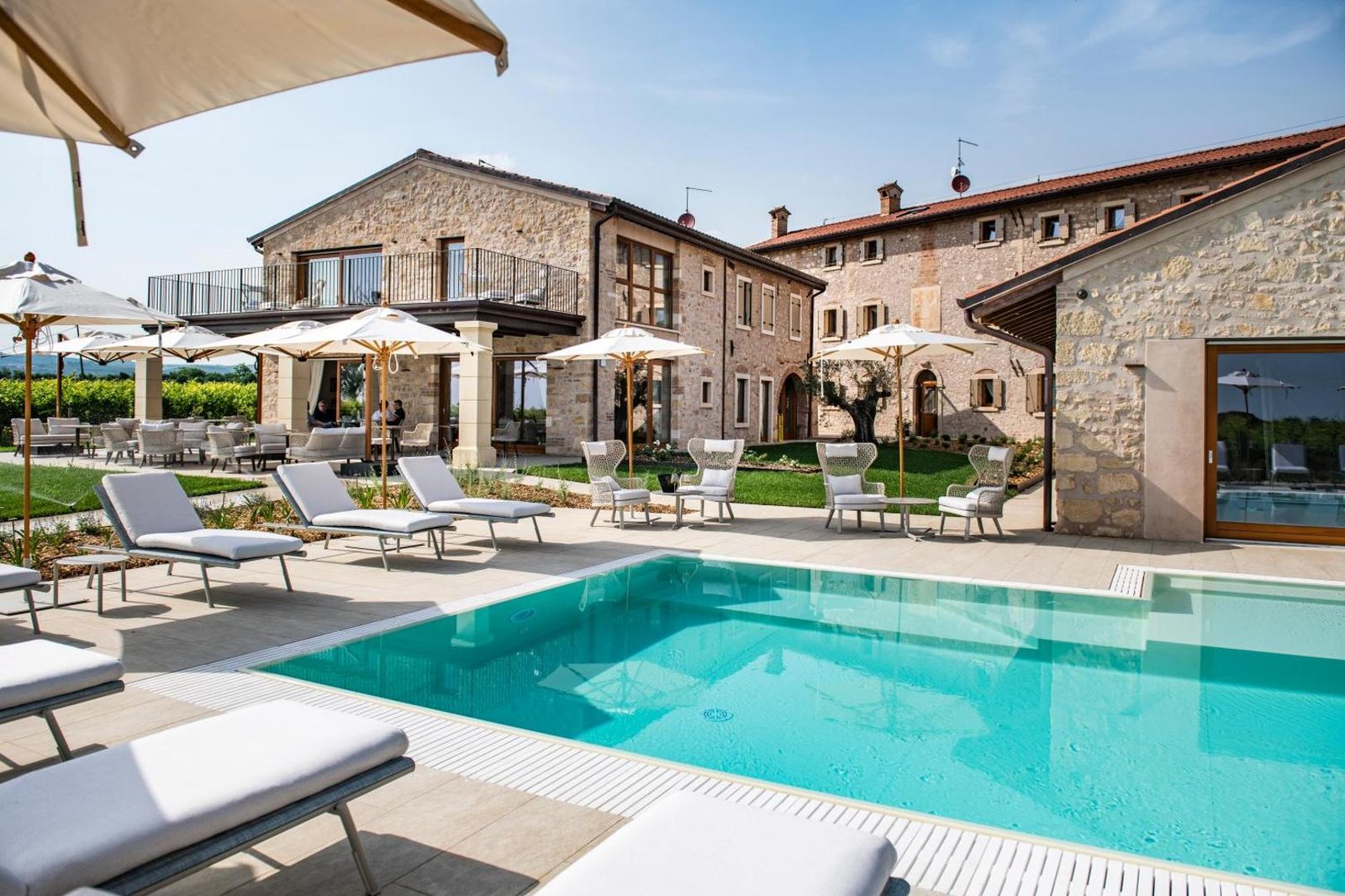 Magari Estates Hotel, the pool