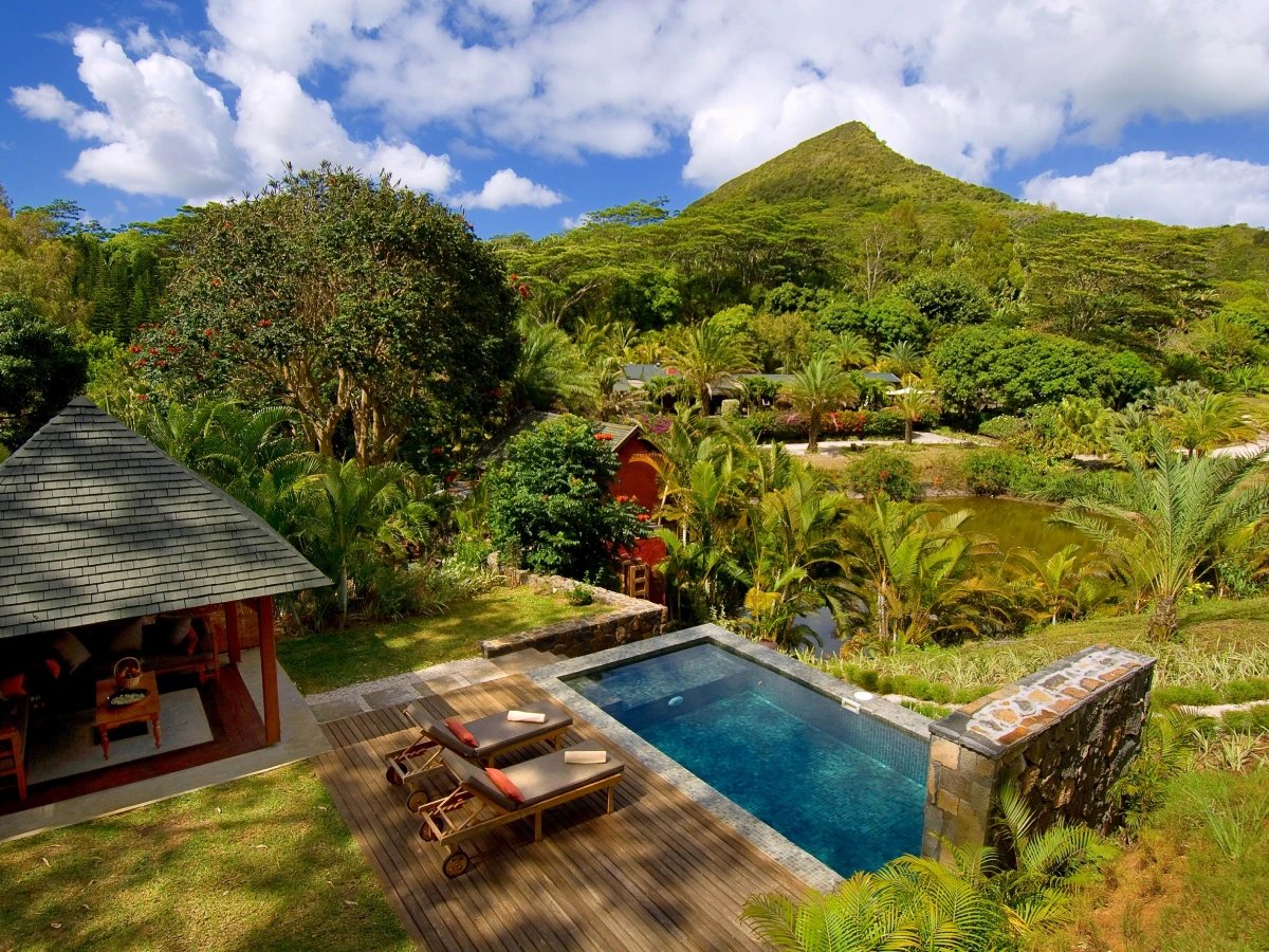 Lakaz Chamarel Exclusive Lodge, the pool