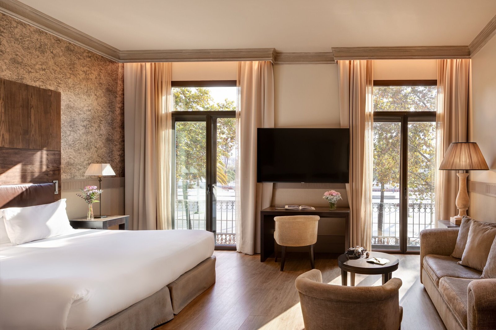 Hotel Duquesa de Cardona — rooms