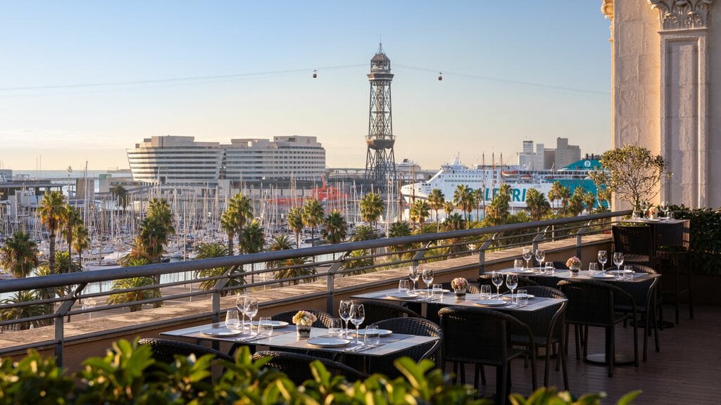 Hotel Duquesa de Cardona — eat & drink