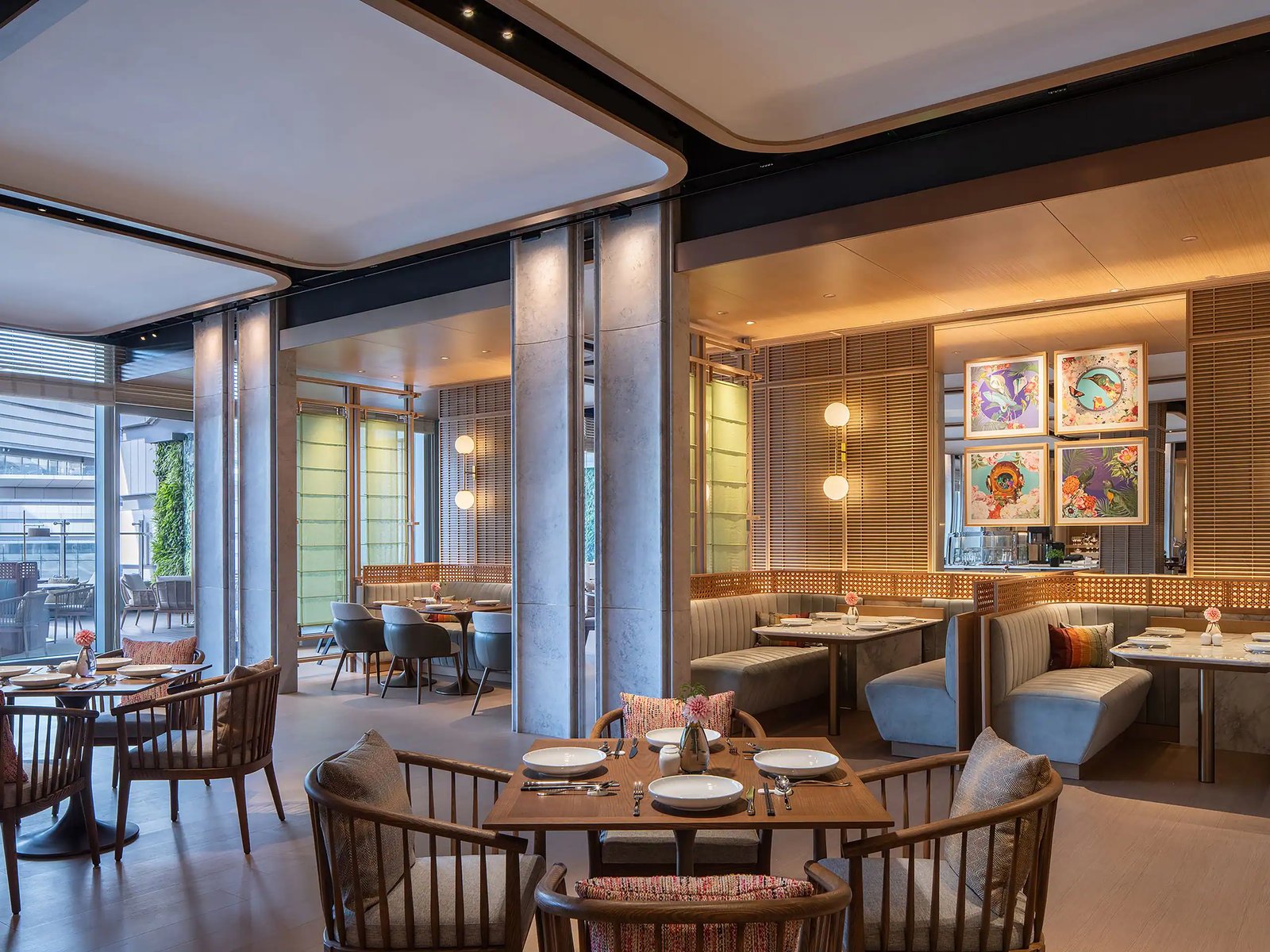 Grand Hyatt Kunming, at the table