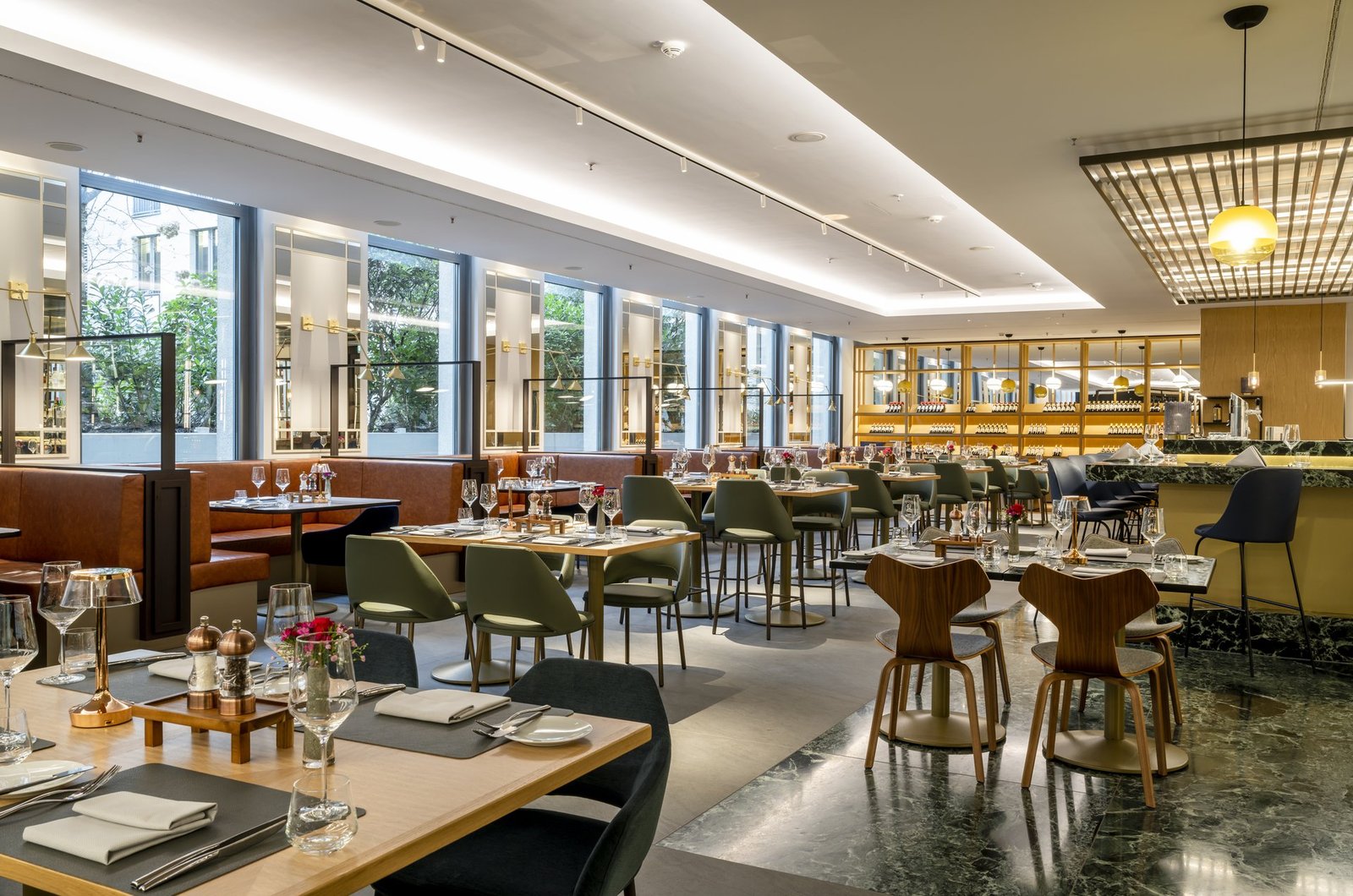 Hotel Kö59 Düsseldorf, at the table