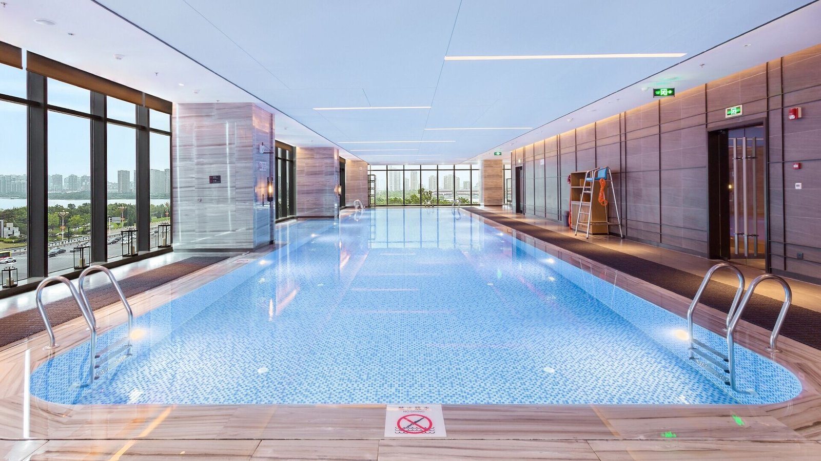 Sheraton Kaifeng, the pool