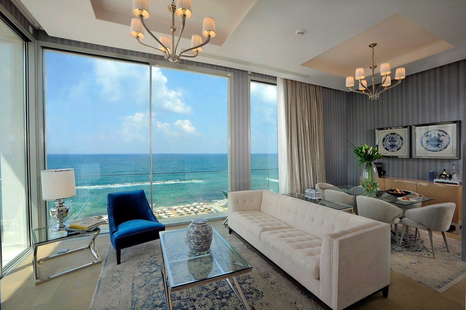 Amavi, rooms