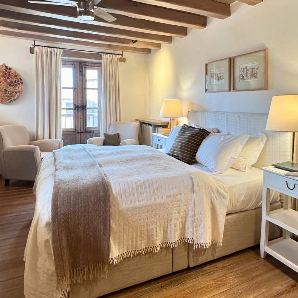 Apokryfo Hotel, rooms