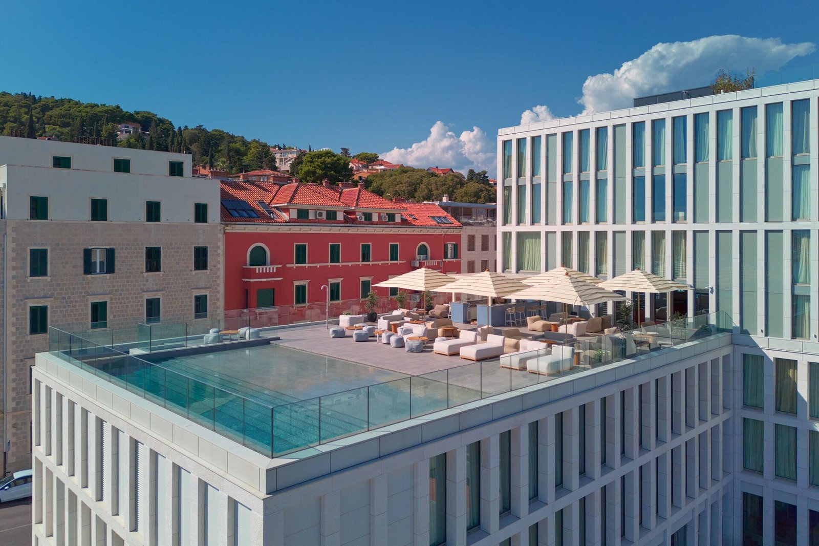 Hotel Ambasador Split, the pool