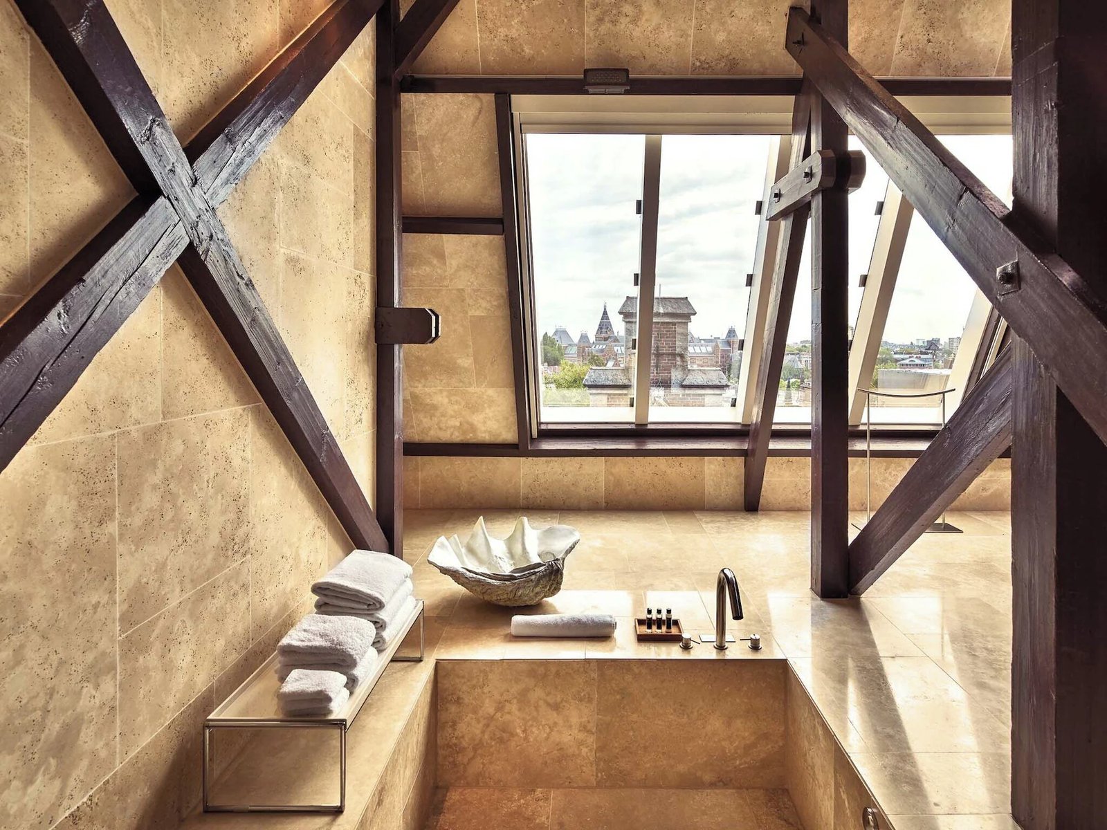 Mandarin Oriental Conservatorium Amsterdam — rooms
