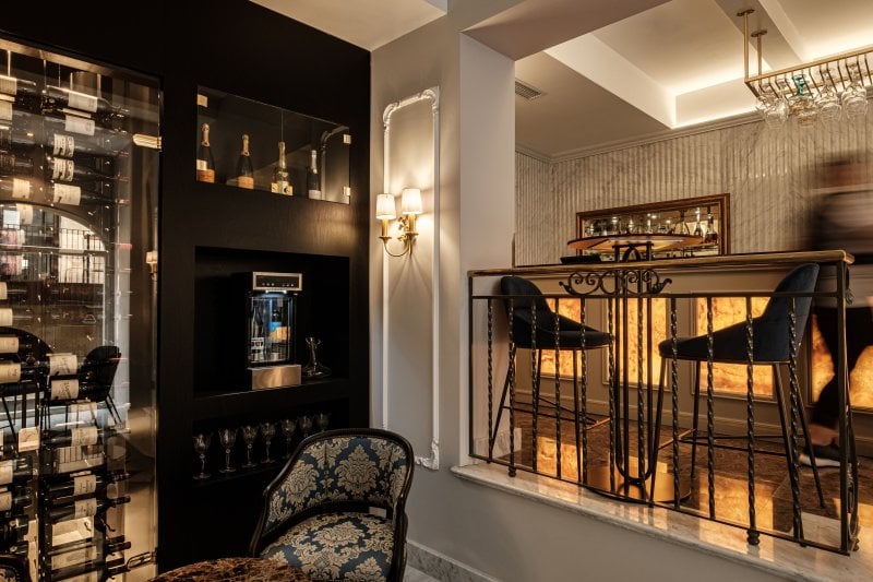 The Gomerino Hotel, at the table
