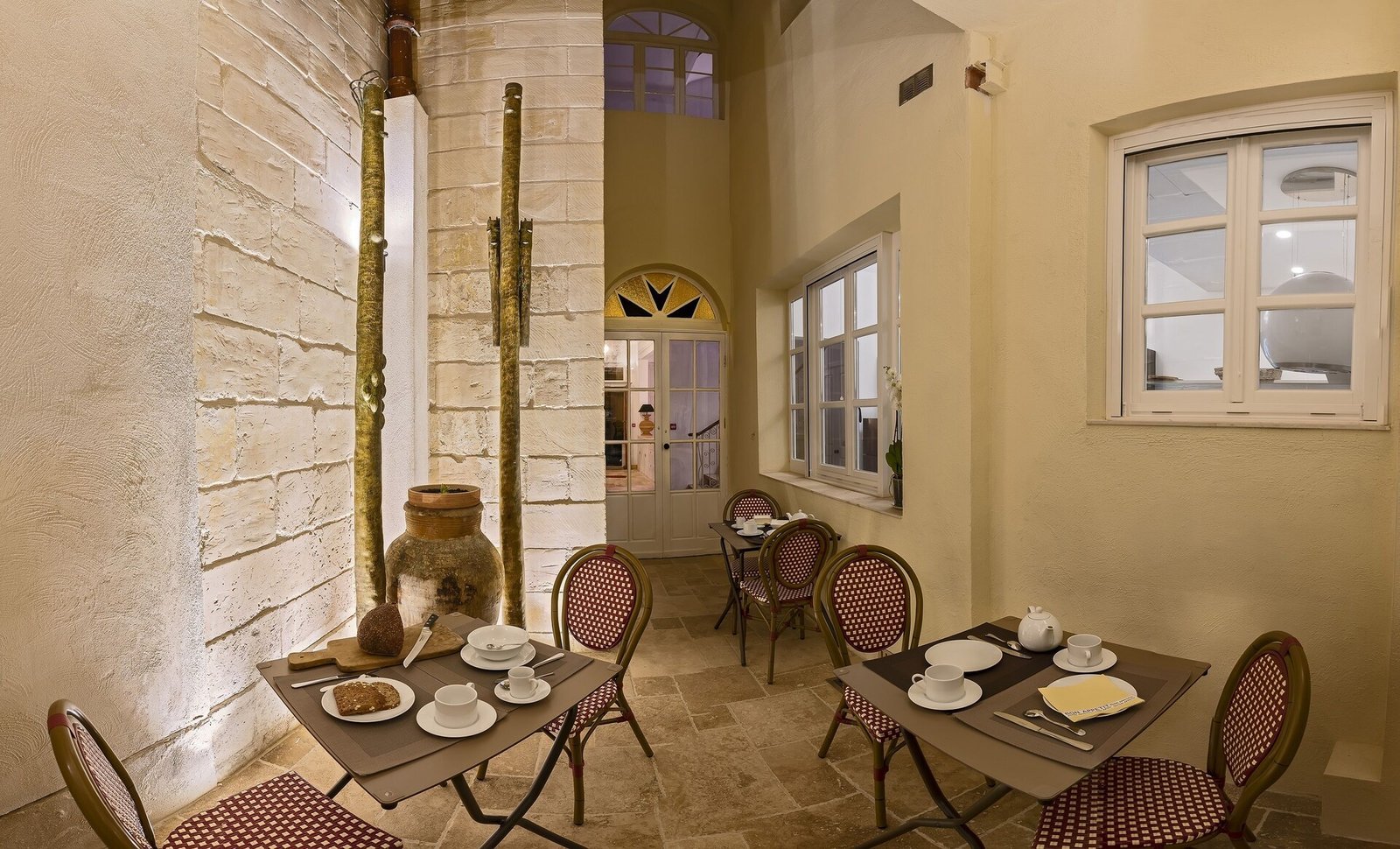 The Snop House, at the table