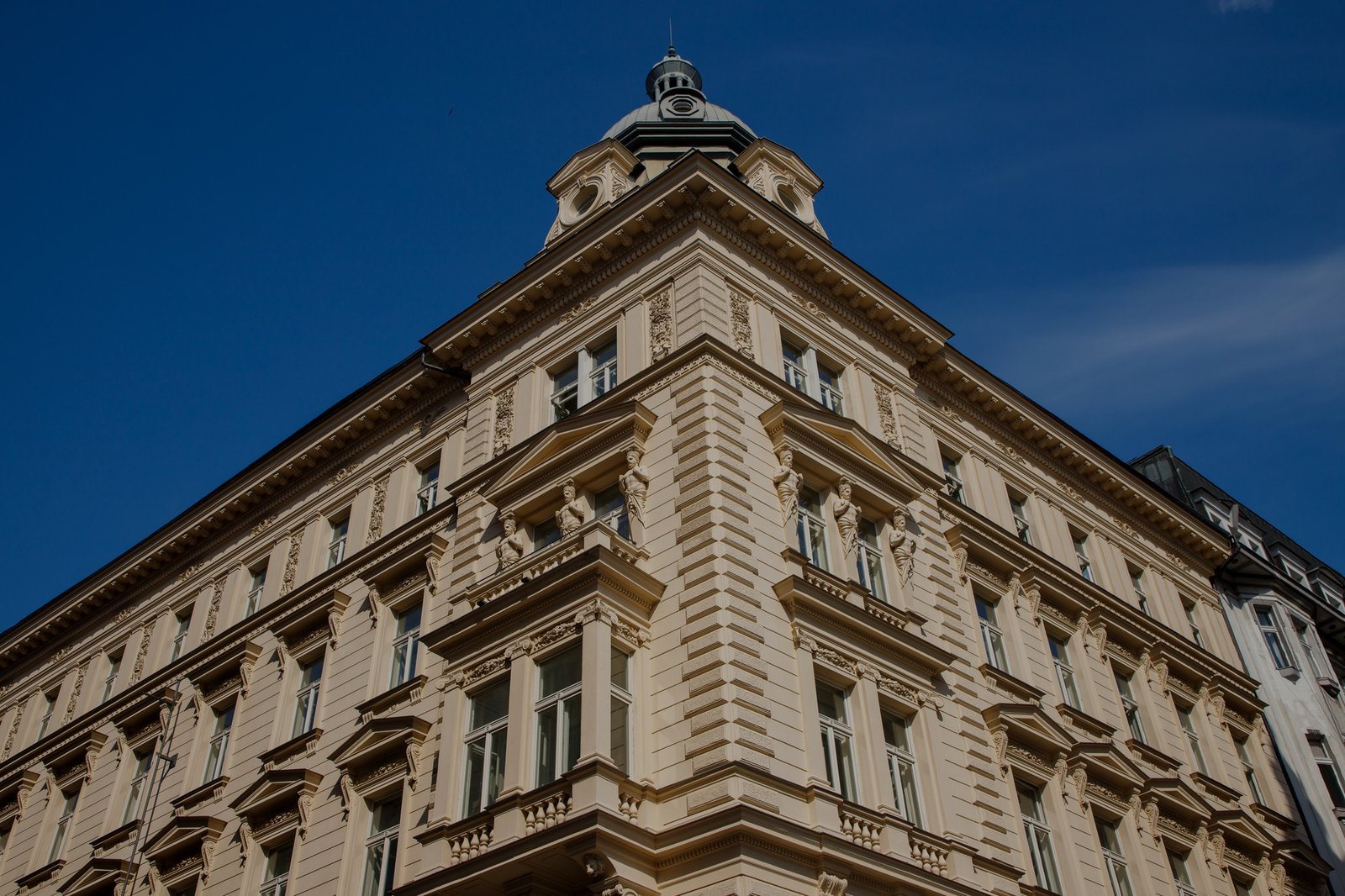 Sir Adam Hotel — backstory