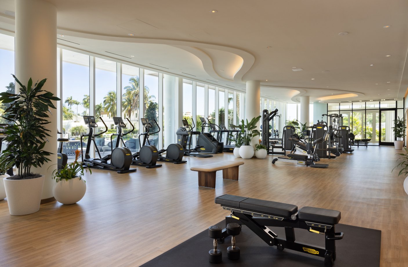 Pier Sixty-Six, the spa