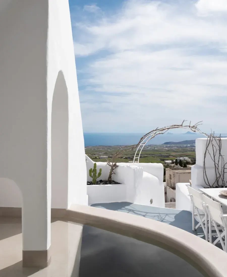 Valsamo Suites Santorini, spa and hot tubs
