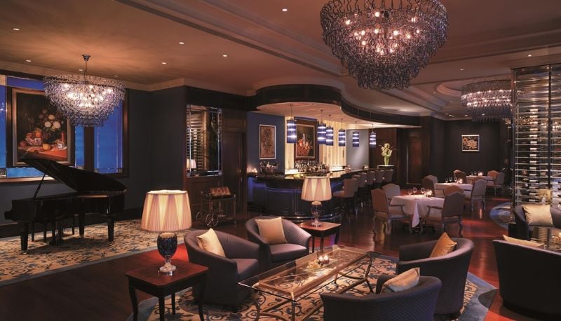 Shangri-La Hotel Ningbo, at the table