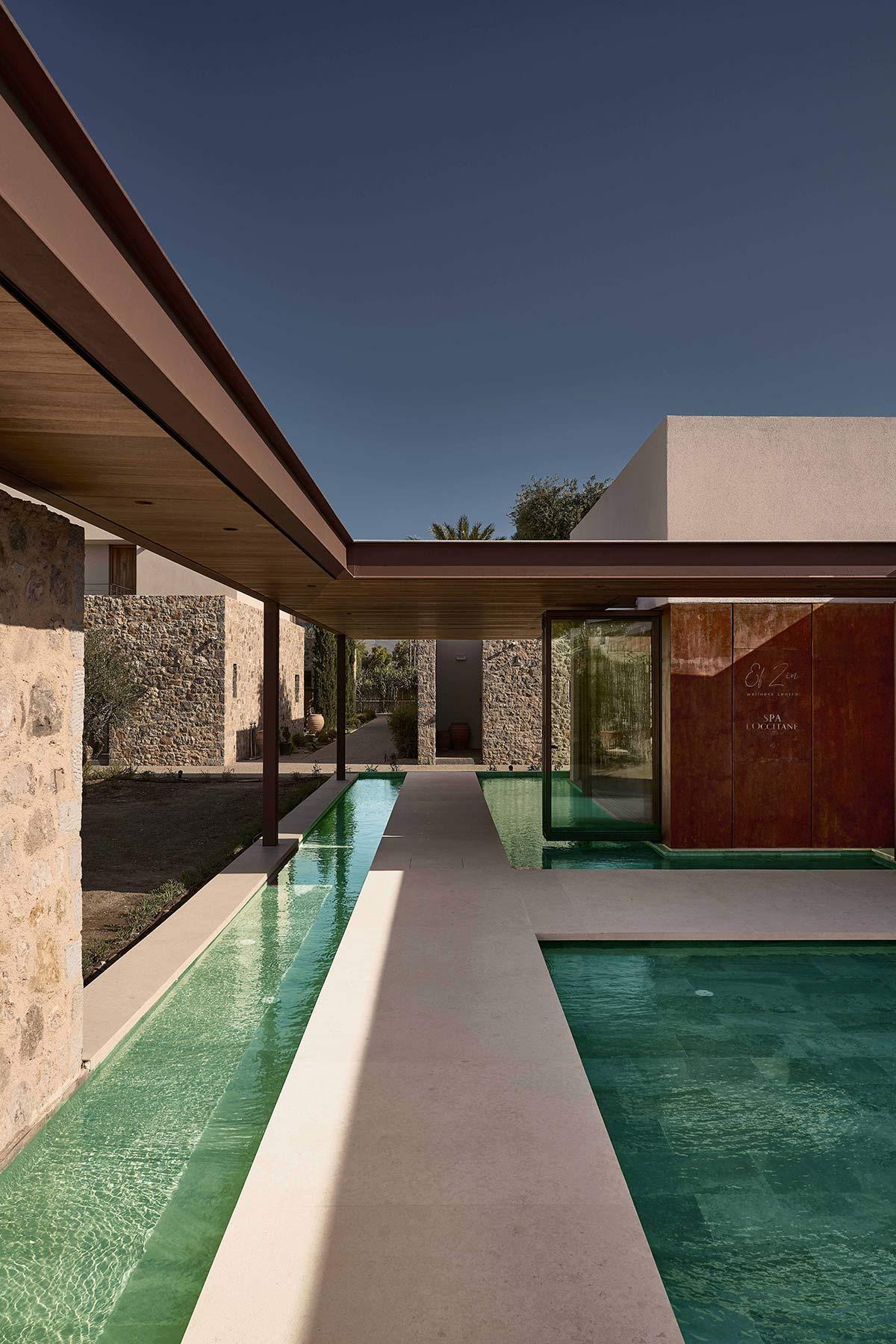 Theros All Suite Hotel, the spa