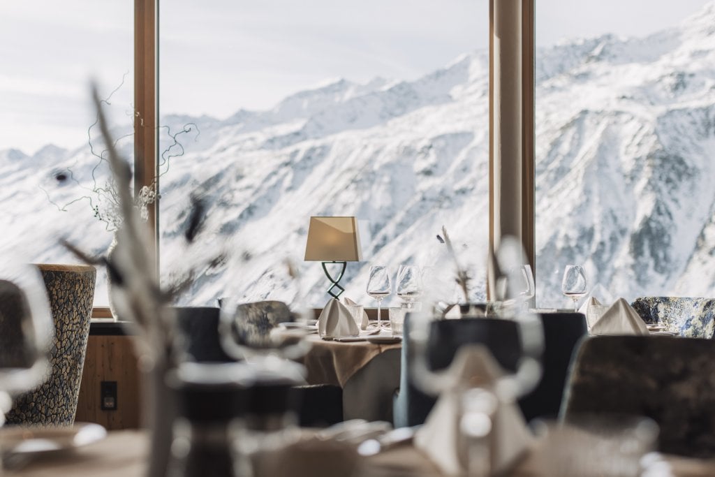 Hotel Riml, at the table