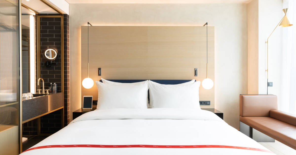 Ruby Emma Hotel & Bar — vibe