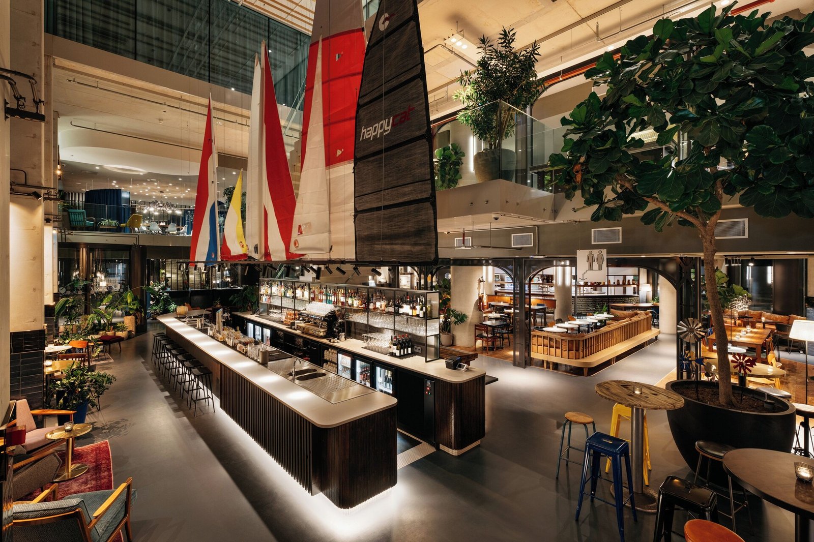 Ruby Emma Hotel & Bar — vibe