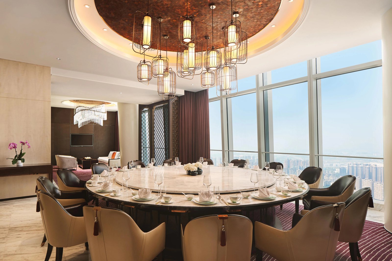 Na Lotus Hotel, a Luxury Collection Hotel, Nanning, at the table