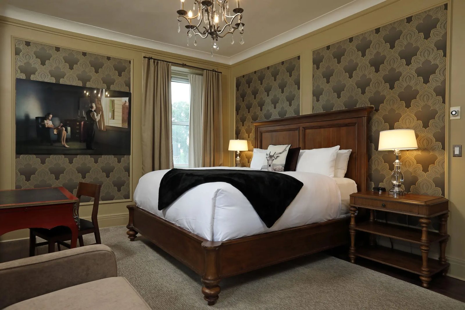 The Fort Garry Hotel, Spa and Conference Centre, rooms