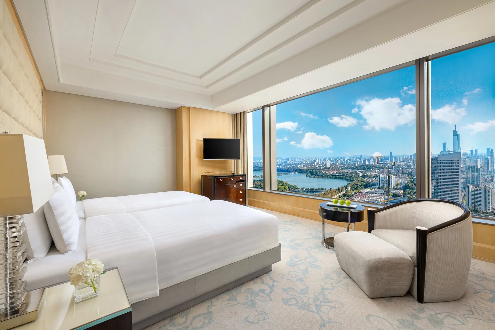 Shangri-La Hotel, rooms