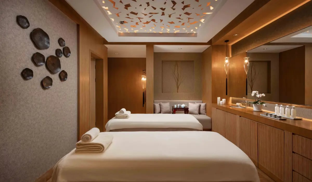 Shangri-La Hotel, the spa