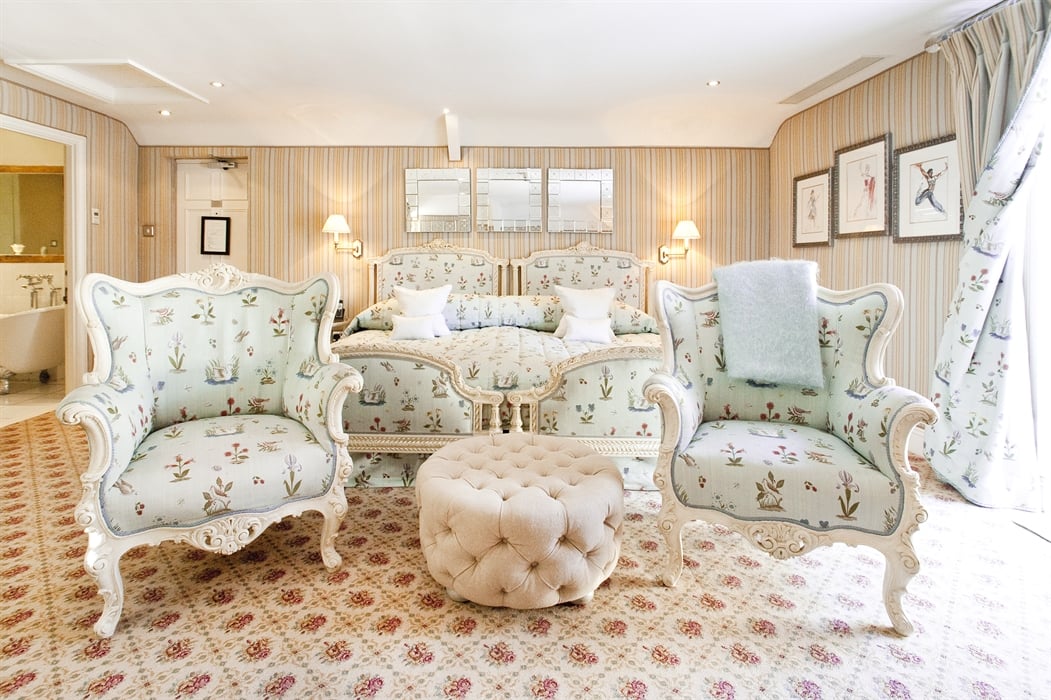 Summer Lodge Country House Hotel & Restaurant