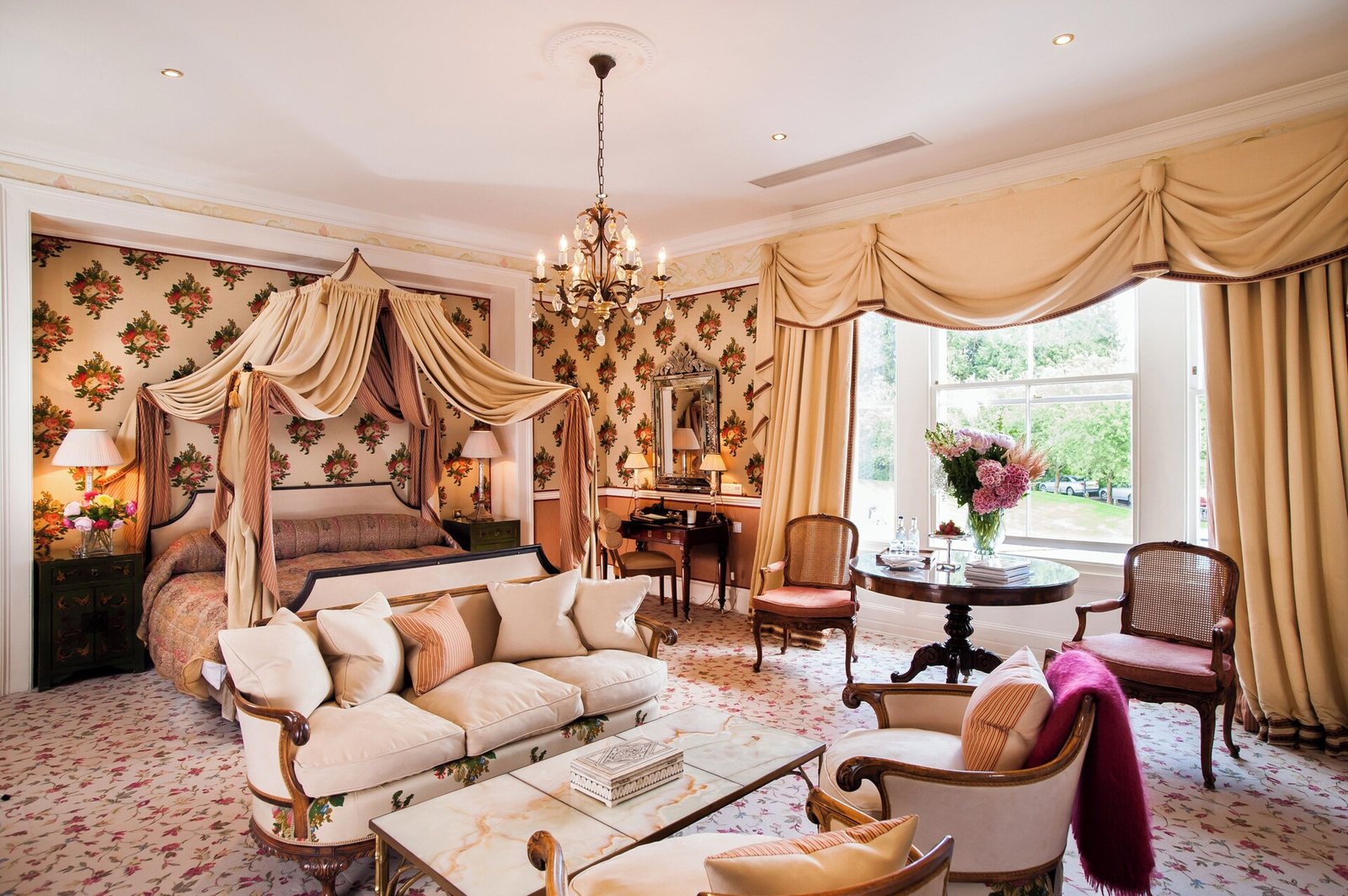 Summer Lodge Country House Hotel & Restaurant, rooms