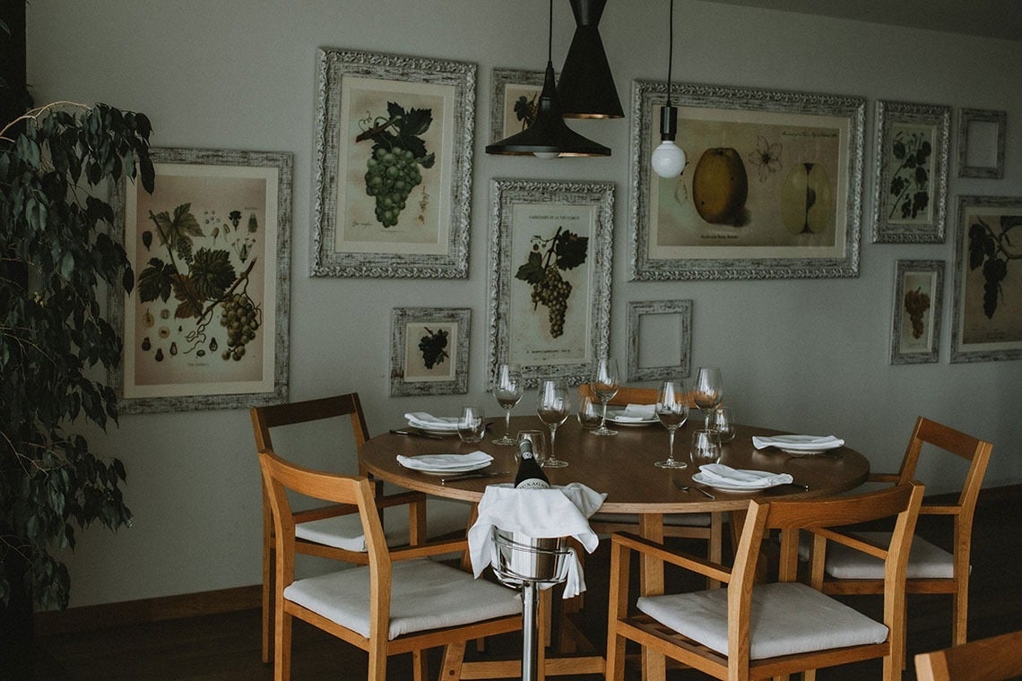 Vale d’Azenha Hotel & Residences, at the table