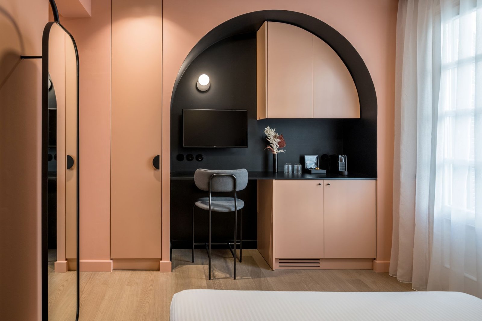 72 AD Suites, rooms