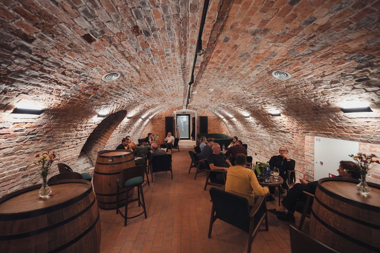 Herbal Hotel, winiarnia (herbal wine cellar)