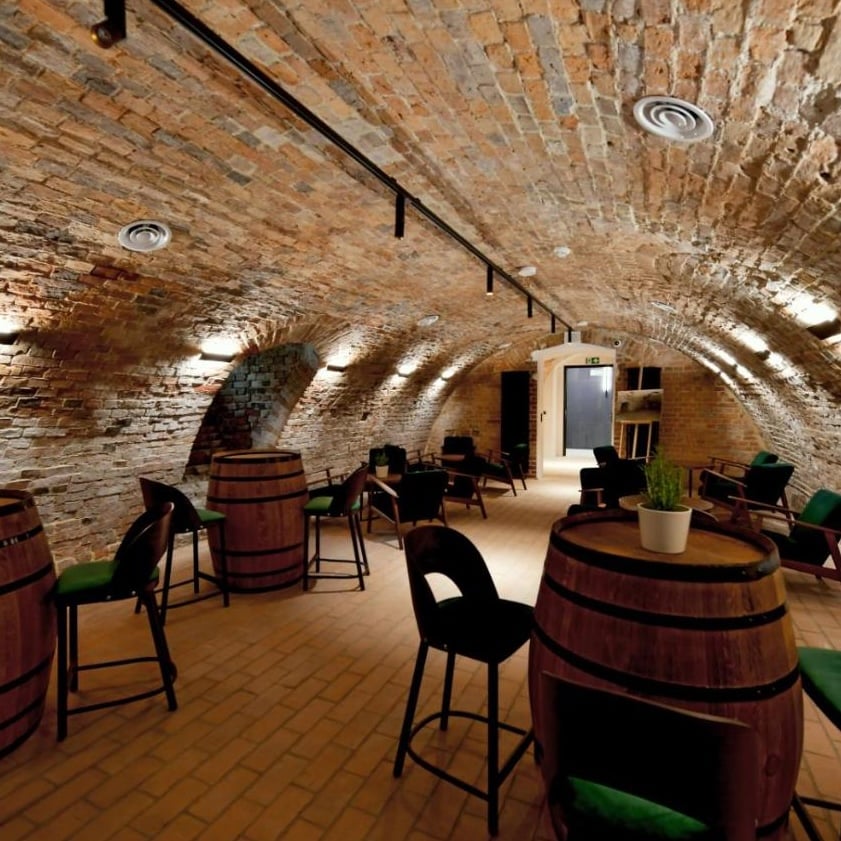 Herbal Hotel, winiarnia (herbal wine cellar)