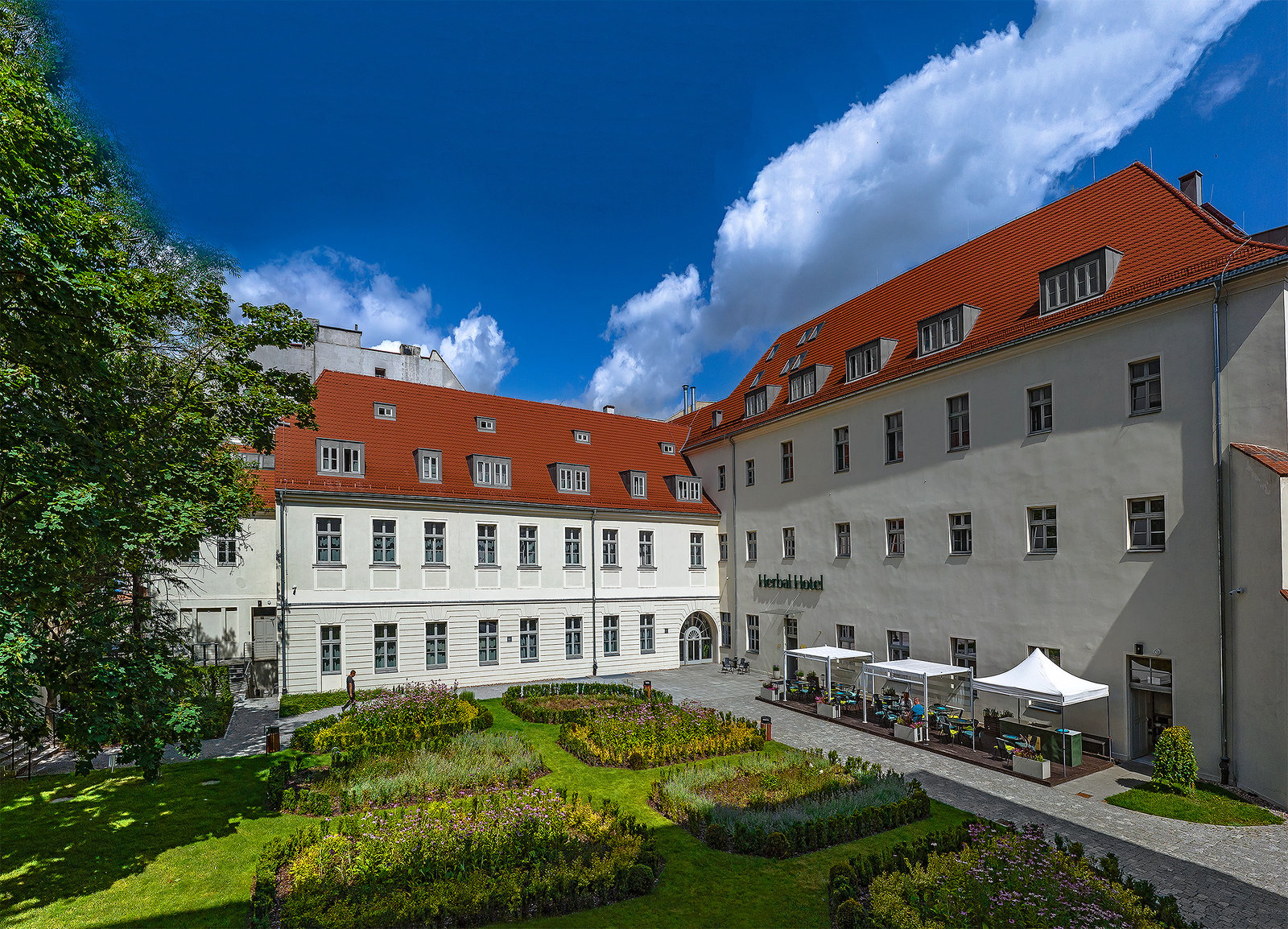 Herbal Hotel