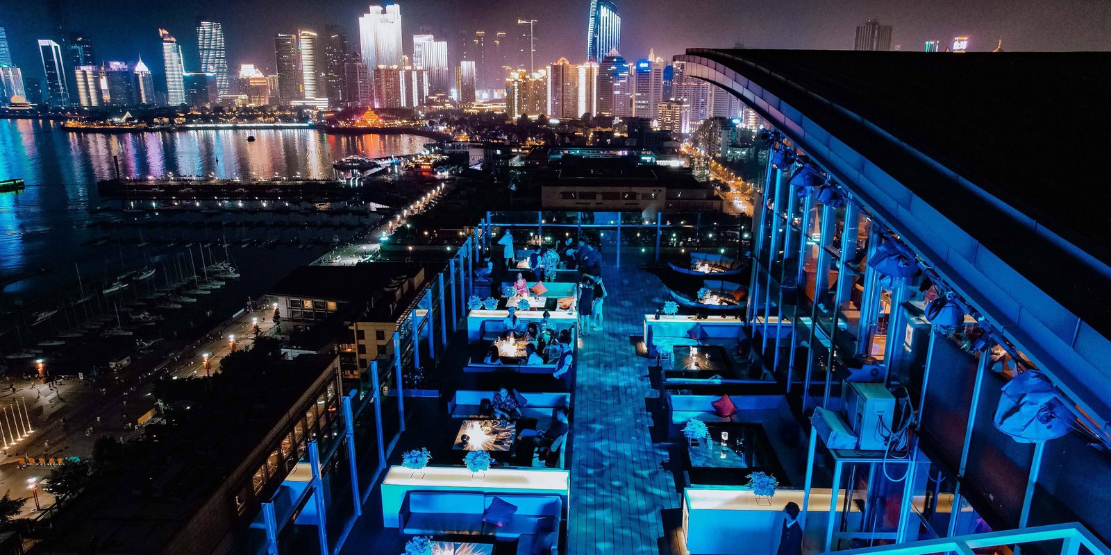 InterContinental Qingdao, at the table