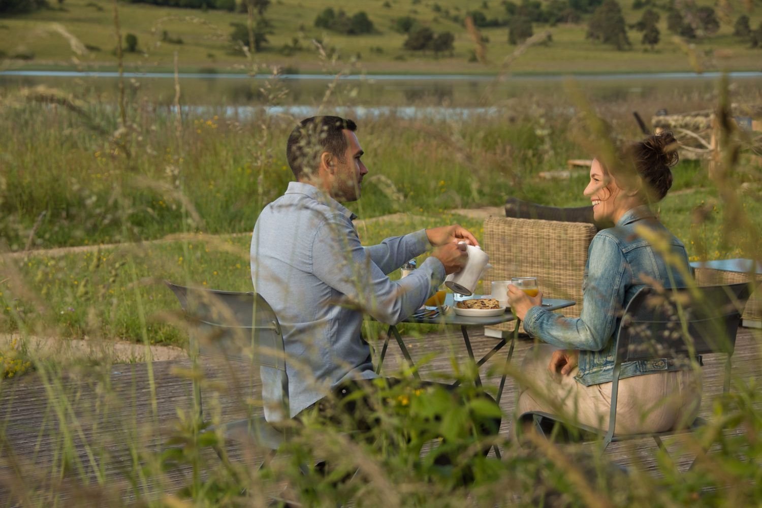 Instants d'Absolu - Ecolodge de Luxe & Spa, at the table