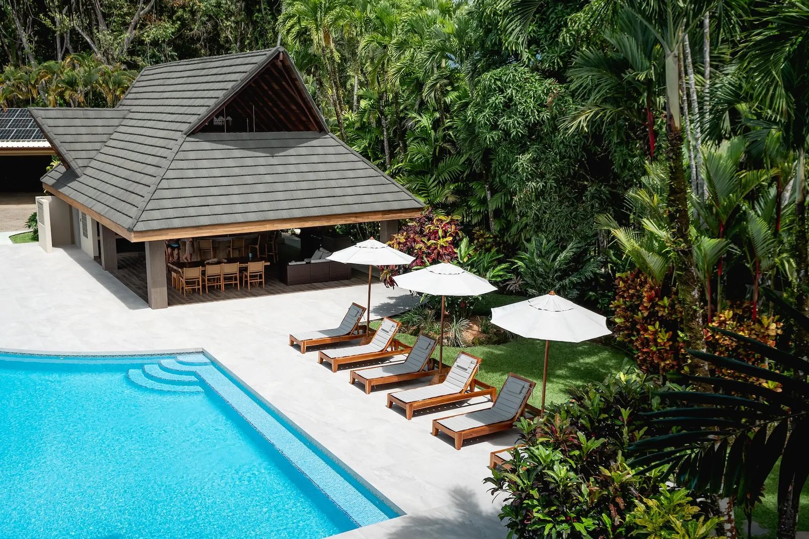 Lamangata Luxury Surf Resort