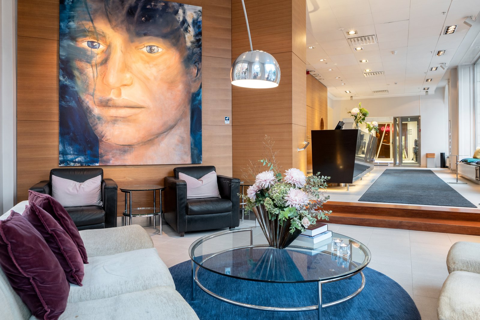 Elite Hotel Stockholm Plaza — vibe