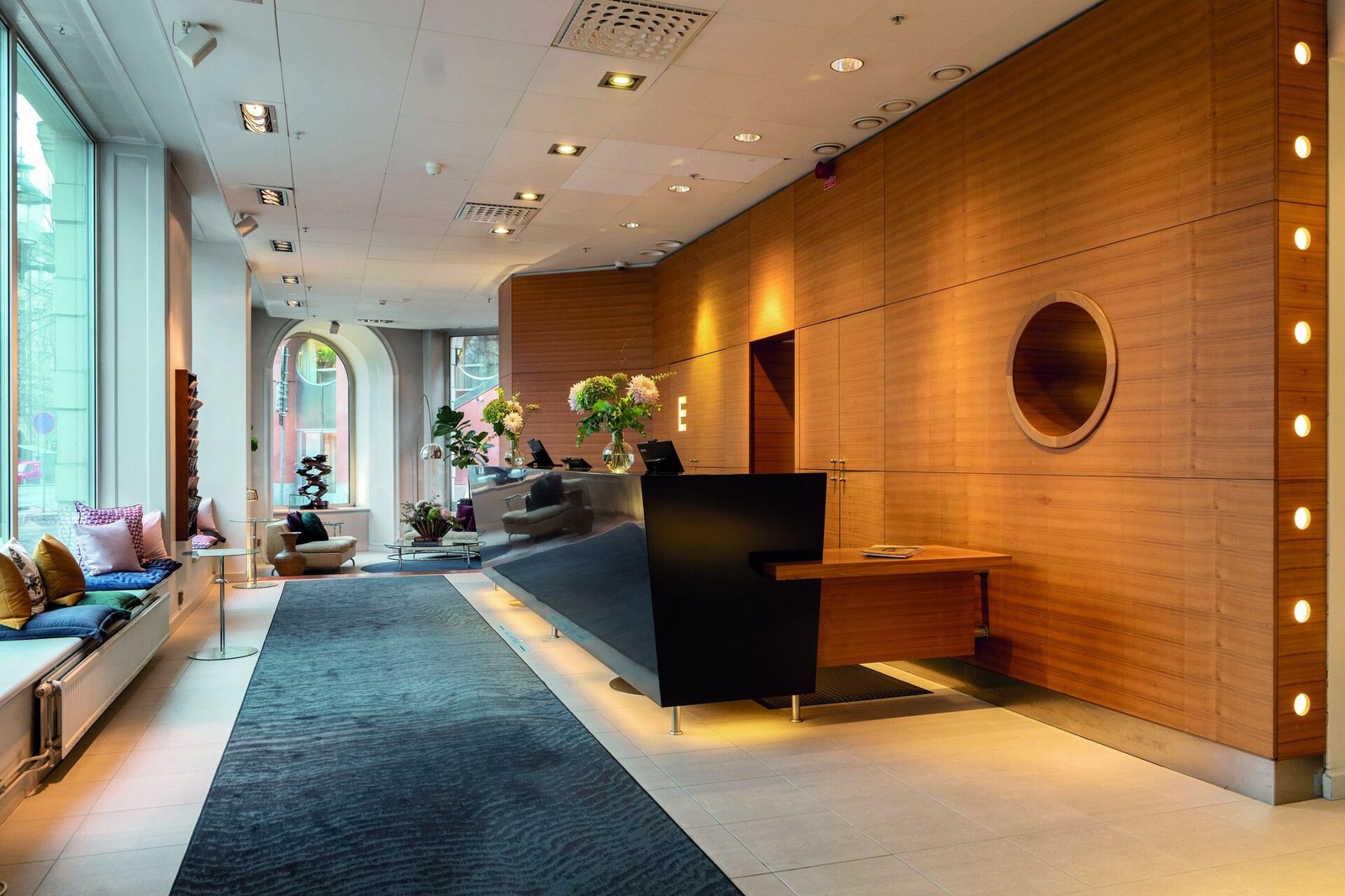Elite Hotel Stockholm Plaza — vibe