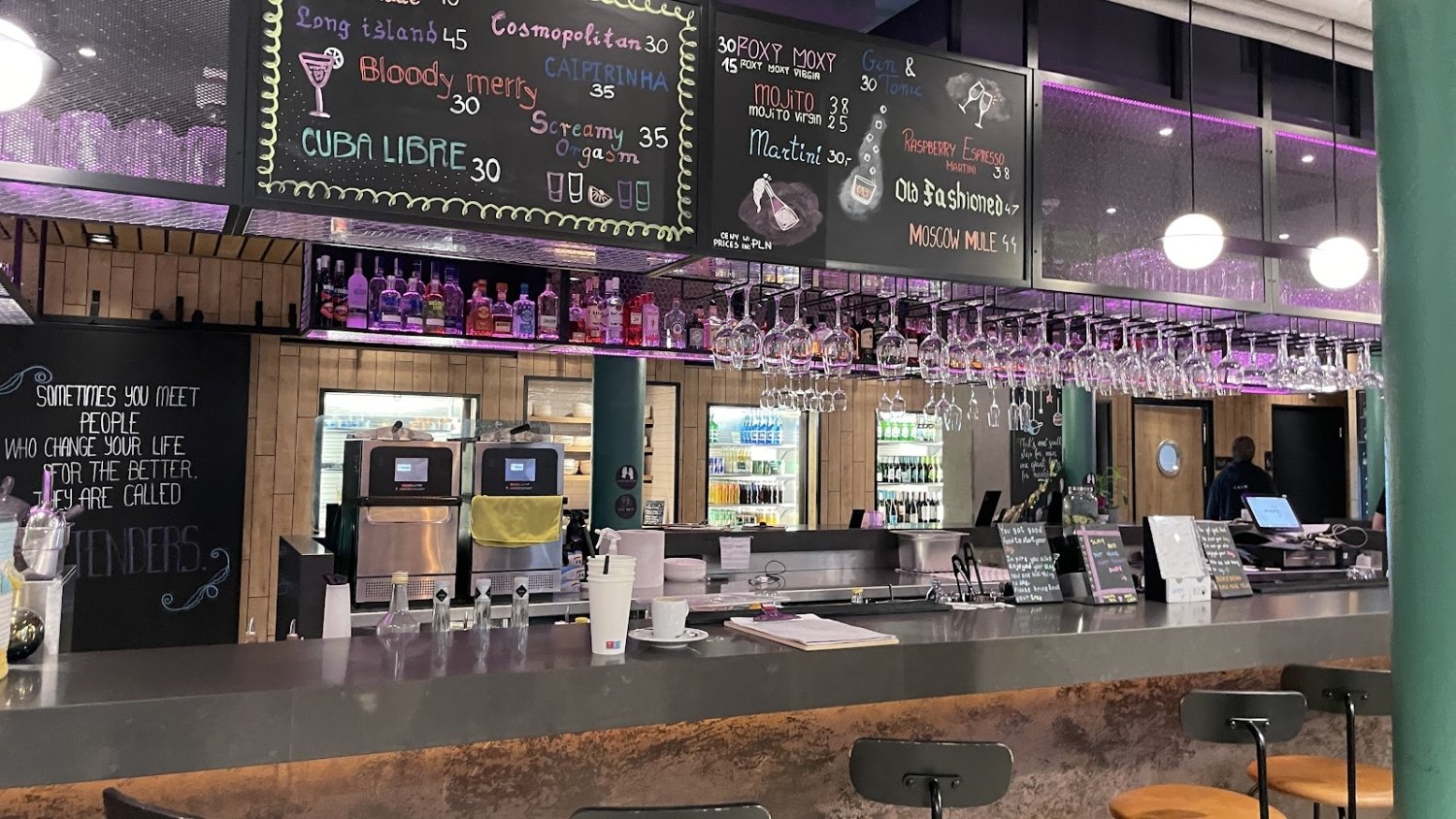 Moxy Warsaw Praga, bar moxy