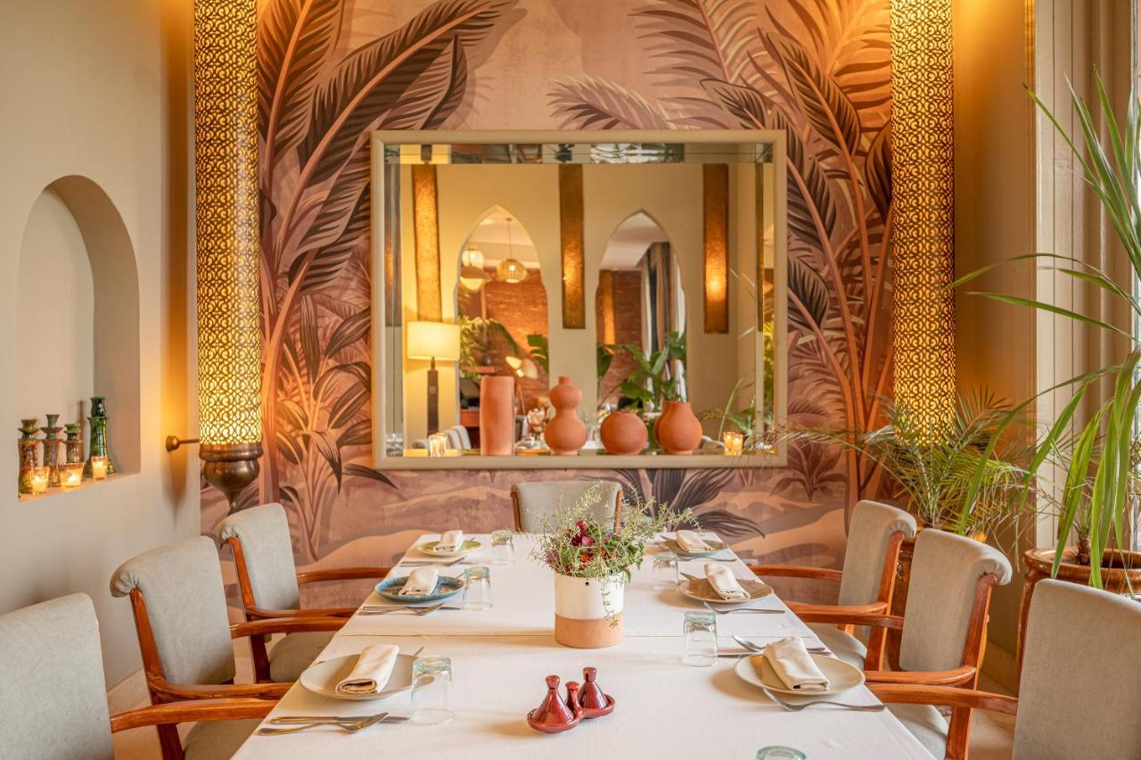 Domaine des Remparts Hotel & Spa, at the table