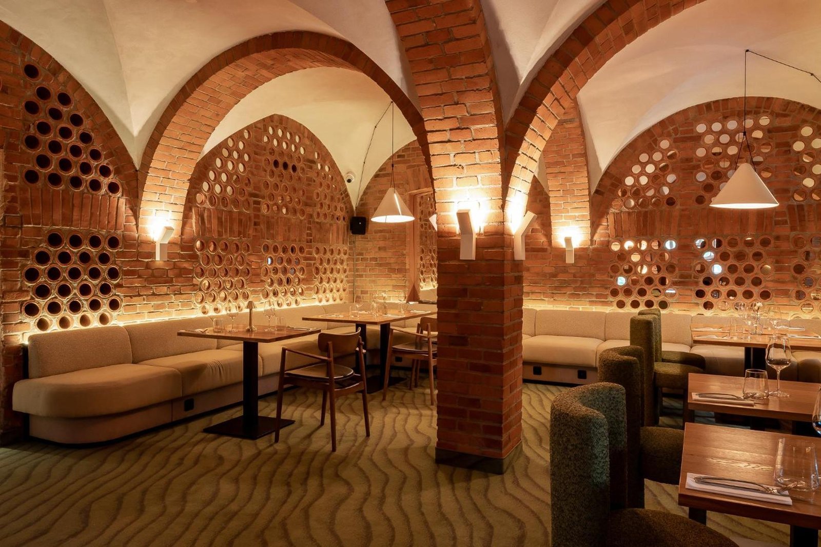 Zinar Castle, ziyad restaurant