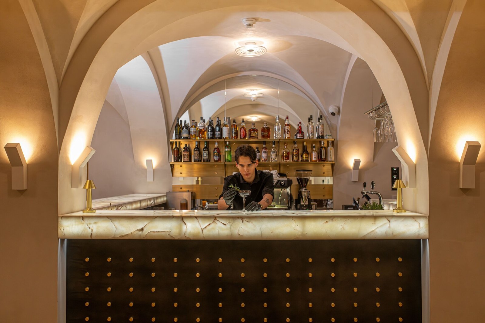 Zinar Castle, at the table