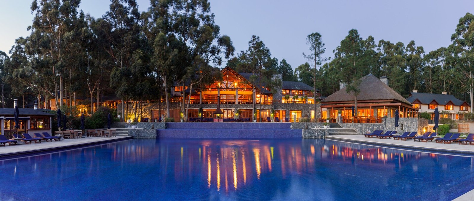 Carmelo Resort & Spa, the pool
