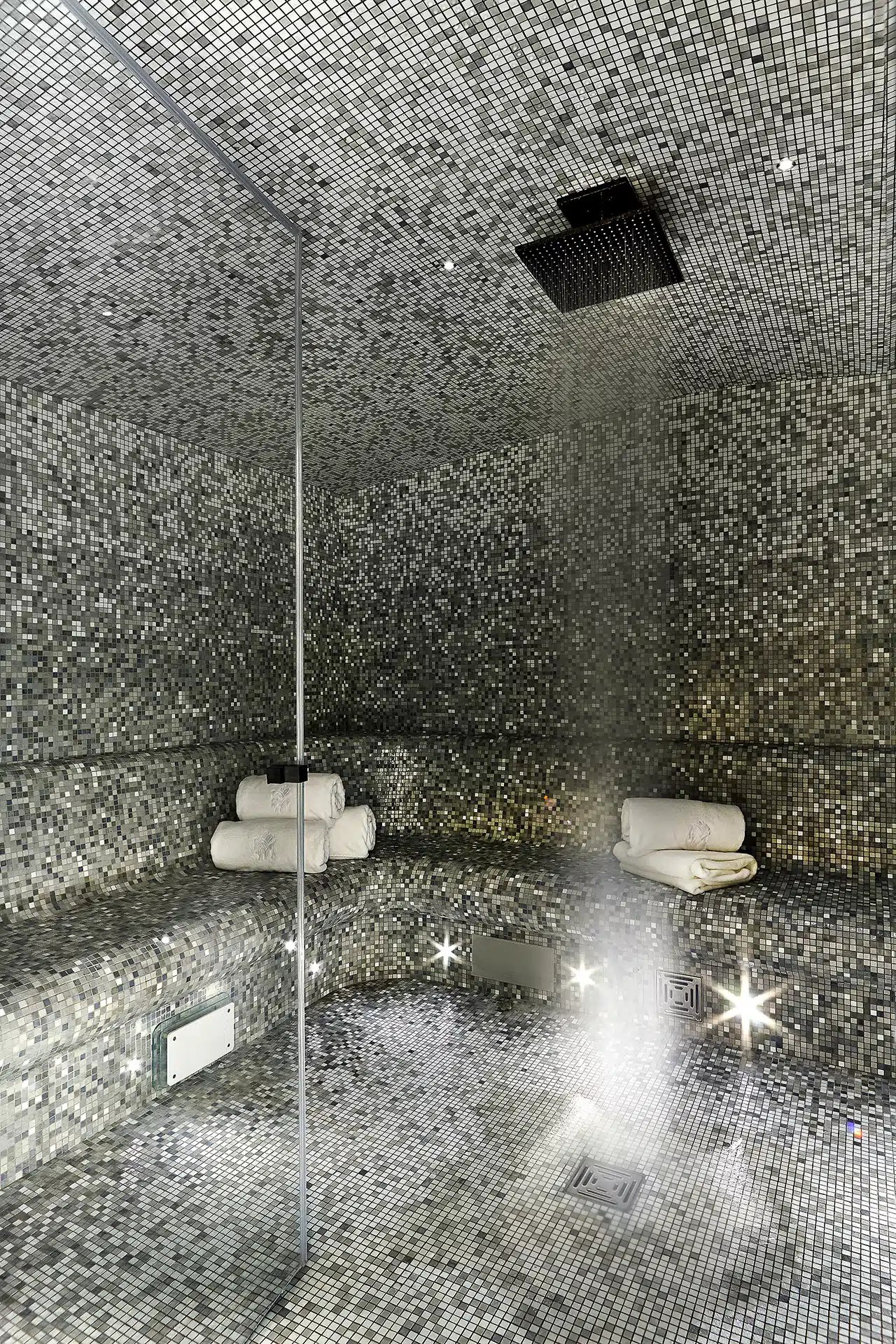 Lys Martagon, the spa