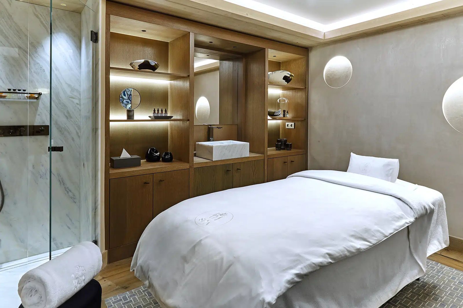 Lys Martagon, the spa