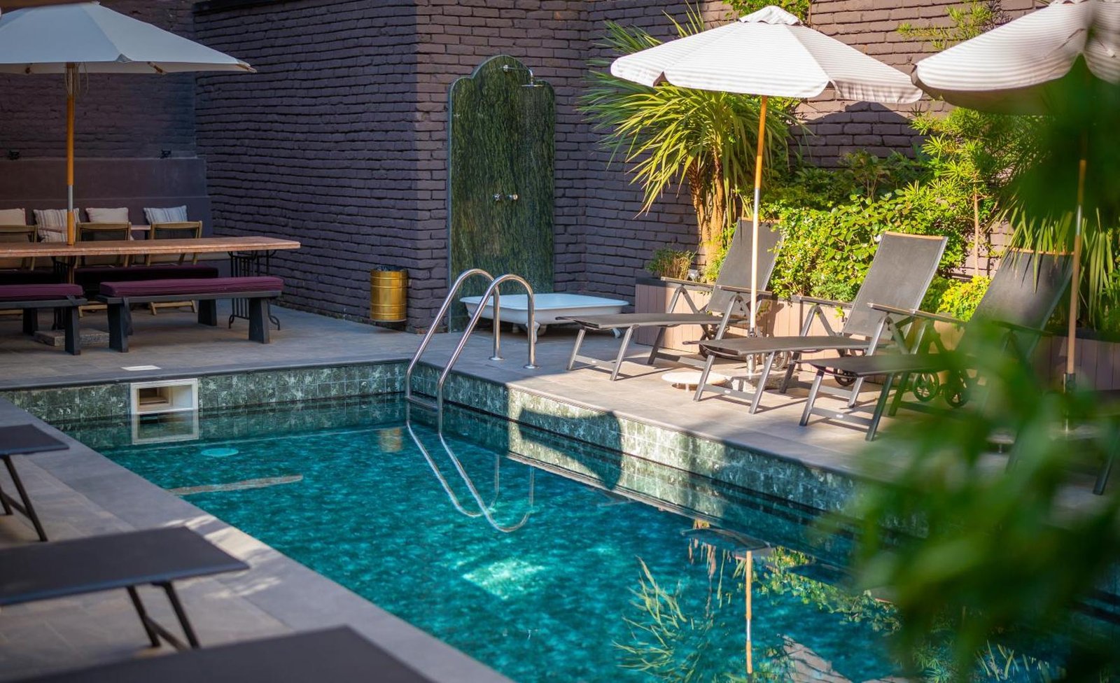 Communal Kutaisi Hotel, the pool