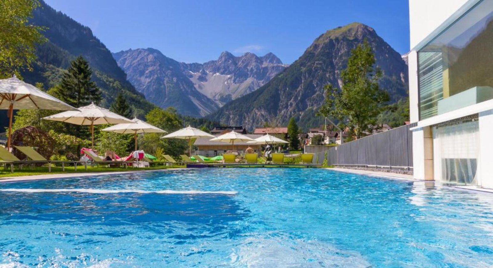 Hotel Valavier, the pool