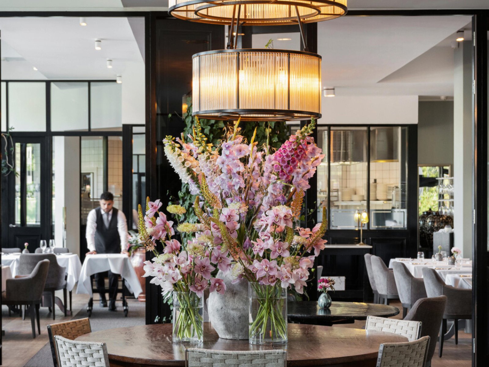 Nimb Hotel, at the table