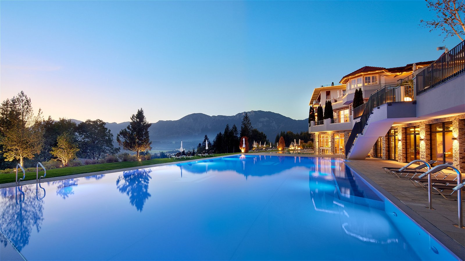 Hotel Panorama Royal Bad Häring, the pool