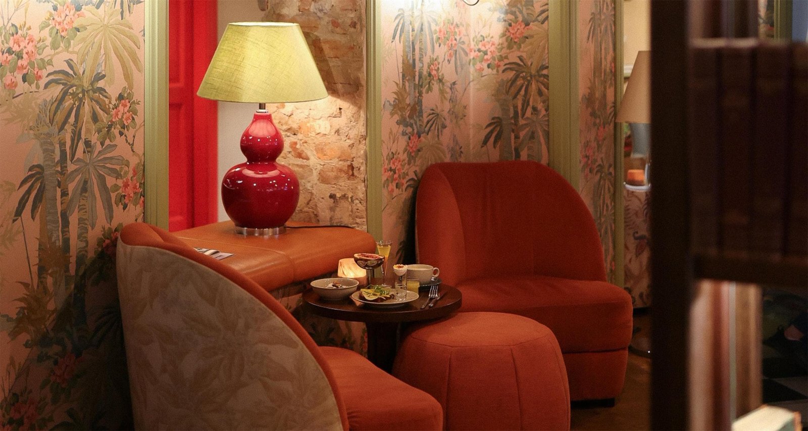 Hotel Ruth — eat & drink